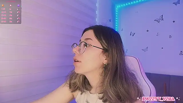 sweettvera online show from March 3, 2026, 12:44 pm