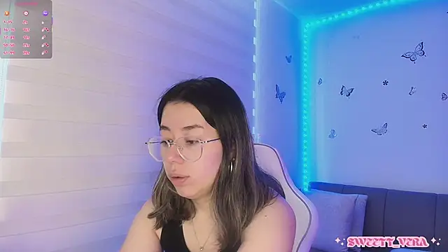 sweettvera online show from March 17, 2026, 12:52 pm