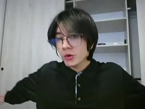 Snapshot of Matti_Mendez_ chatting on June 23, 2026, 6:39 pm Matti Mendez online show from June 23, 2026, 6:39 pm