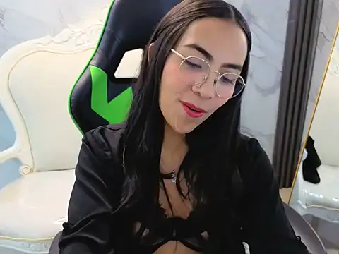 Snapshot of Katyrider_a chatting on October 3, 2025, 1:08 pm Katyrider a online show from October 3, 2025, 1:08 pm