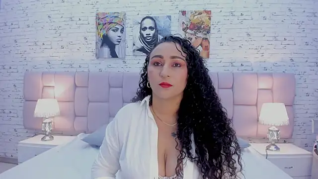 Snapshot of VaniaRose chatting on October 8, 2025, 1:09 pm VaniaRose online show from October 8, 2025, 1:09 pm