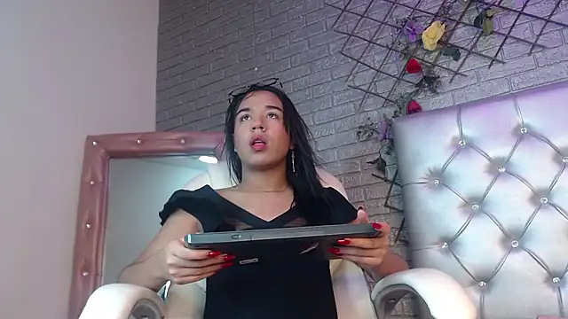 Ambar Mystique online show from September 30, 2025, 11:48 am