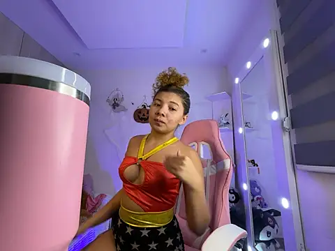 Snapshot of Gaby_002 chatting on October 27, 2025, 1:42 am Gaby 002 online show from October 27, 2025, 1:42 am