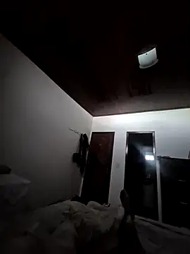 Snapshot of Preto18cmssa chatting on October 13, 2025, 11:43 am Preto18cmssa online show from October 13, 2025, 11:43 am