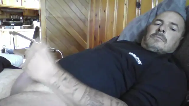 Snapshot of dan691000 chatting on September 26, 2025, 5:06 pm dan691000 online show from September 26, 2025, 5:06 pm