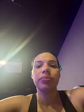 Snapshot of Anavalle chatting on March 26, 2026, 6:02 pm Anavalle online show from March 26, 2026, 6:02 pm