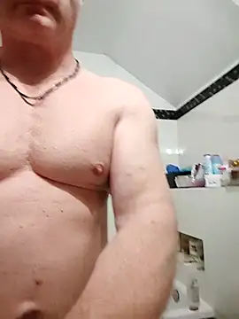 Snapshot of chudygrzes chatting on November 22, 2025, 11:04 pm chudygrzes online show from November 22, 2025, 11:04 pm