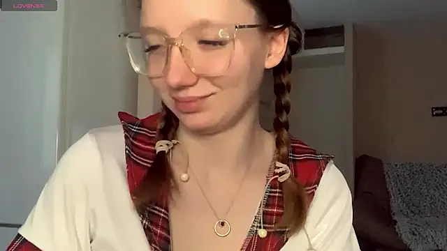 KrystinFunches online show from November 29, 2025, 8:28 am