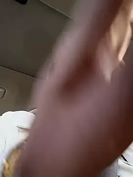 Snapshot of theking1_1 chatting on December 14, 2025, 5:18 pm theking1 1 online show from December 14, 2025, 5:18 pm