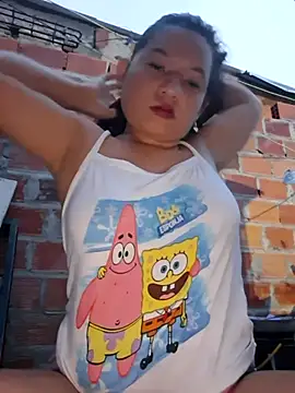 hot-mom22 online show from October 5, 2025, 10:24 am