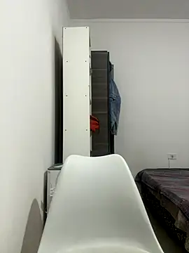 KarenG2025 online show from October 24, 2025, 2:30 am