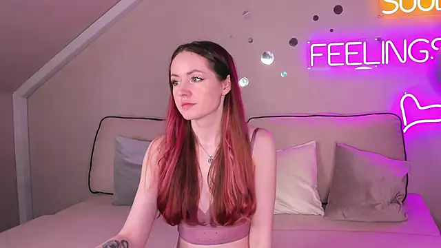 Snapshot of Berta_Kelly chatting on October 30, 2025, 1:18 am Berta Kelly online show from October 30, 2025, 1:18 am