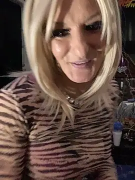 blondebarbiebae online show from January 8, 2026, 9:39 pm