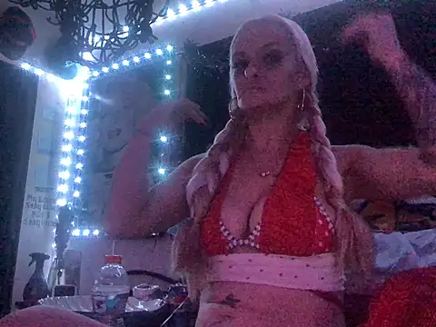 blondebarbiebae online show from July 30, 2026, 3:16 am
