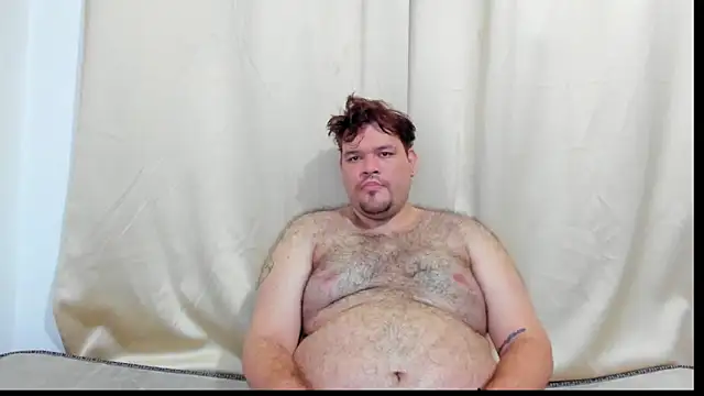 Snapshot of big_bearr chatting on February 9, 2026, 10:47 pm big bearr online show from February 9, 2026, 10:47 pm