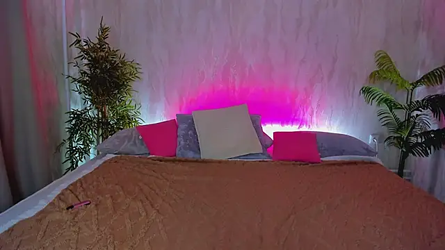 Snapshot of Alic_Fox chatting on January 19, 2026, 12:25 am Alic Fox online show from January 19, 2026, 12:25 am