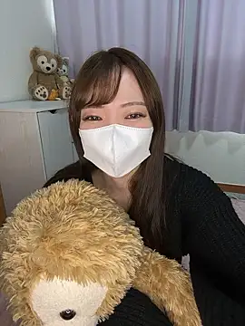 Moe v v online show from September 29, 2025, 1:00 am