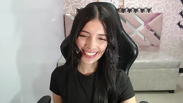 cynthia ch online show from October 23, 2025, 3:39 am