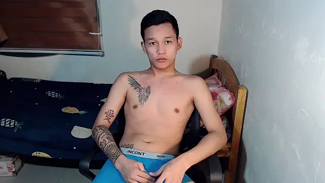 Snapshot of asianmonstercock05 chatting on September 27, 2025, 6:57 pm asianmonstercock05 online show from September 27, 2025, 6:57 pm