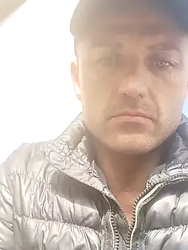 Daniel85Schlam online show from September 23, 2025, 8:17 am