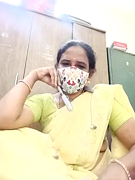 Snapshot of tamil_Boomika chatting on February 6, 2026, 5:05 pm tamil Boomika online show from February 6, 2026, 5:05 pm