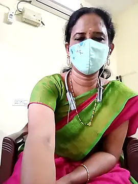 Snapshot of tamil_Boomika chatting on February 15, 2026, 1:24 am tamil Boomika online show from February 15, 2026, 1:24 am