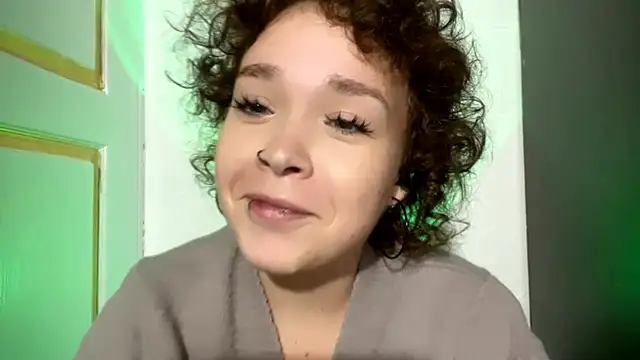 Snapshot of ZolaPerking chatting on September 29, 2025, 1:16 pm ZolaPerking online show from September 29, 2025, 1:16 pm