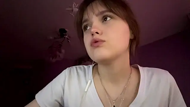 Snapshot of ShannanJou chatting on October 10, 2025, 9:19 am ShannanJou online show from October 10, 2025, 9:19 am