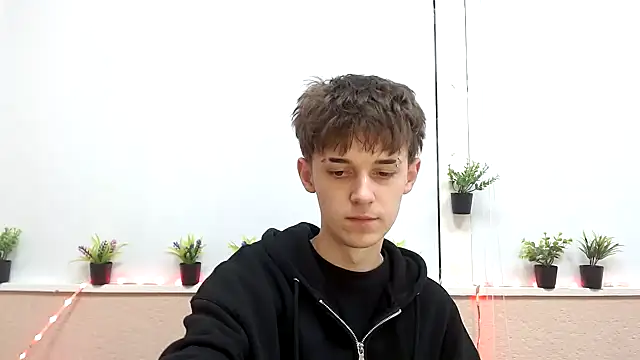 Hoot Dude  online show from October 31, 2025, 1:12 pm