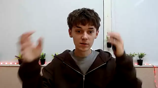 Hoot Dude  online show from November 3, 2025, 1:01 pm