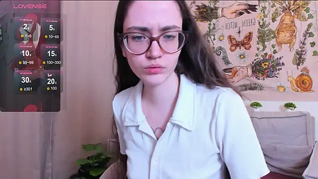 Snapshot of bellacatlovesmeat chatting on November 18, 2025, 6:45 pm bellacatlovesmeat online show from November 18, 2025, 6:45 pm