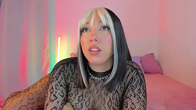 emily  walker online show from May 15, 2026, 11:56 pm