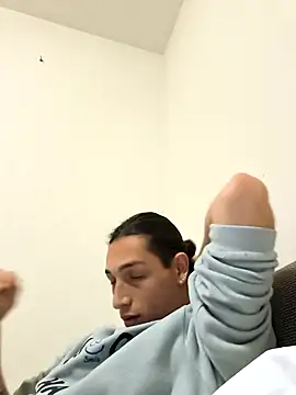 Snapshot of Francoluce23 chatting on January 13, 2026, 10:59 pm Francoluce23 online show from January 13, 2026, 10:59 pm