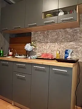 kisette online show from October 9, 2025, 4:38 pm