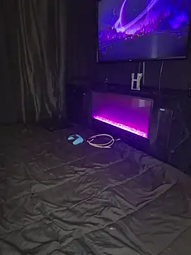 Snapshot of YeahhhitsBreezy chatting on January 13, 2026, 1:55 am YeahhhitsBreezy online show from January 13, 2026, 1:55 am