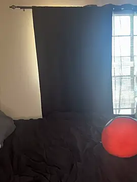 Snapshot of YeahhhitsBreezy chatting on February 26, 2026, 10:31 pm YeahhhitsBreezy online show from February 26, 2026, 10:31 pm