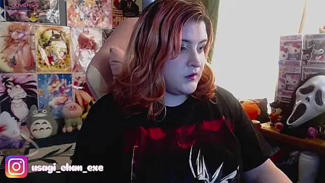 Snapshot of HairyDomme chatting on October 2, 2025, 6:04 pm HairyDomme online show from October 2, 2025, 6:04 pm