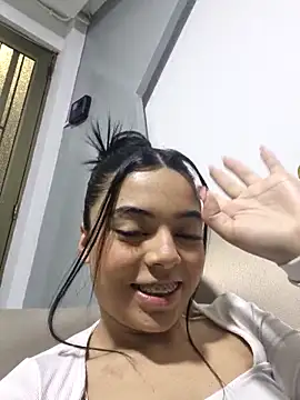 AriaBelles online show from November 27, 2025, 10:17 am