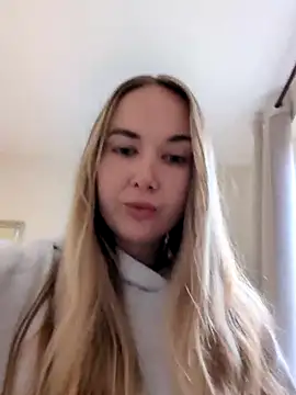 BarbieDolly x online show from October 30, 2025, 2:07 pm