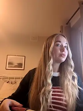 BarbieDolly x online show from November 20, 2025, 4:51 pm