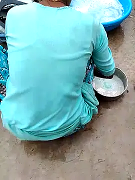 ARTIR1 online show from October 30, 2025, 4:14 am