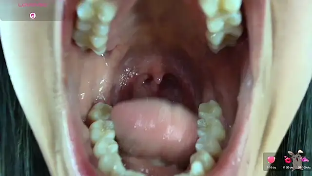 Snapshot of Hinata_21_ chatting on December 22, 2025, 9:01 pm Hinata 21 online show from December 22, 2025, 9:01 pm