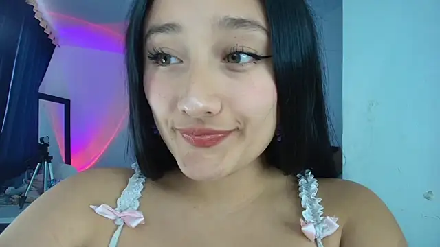 Snapshot of Hinata_21_ chatting on January 5, 2026, 8:34 pm Hinata 21 online show from January 5, 2026, 8:34 pm