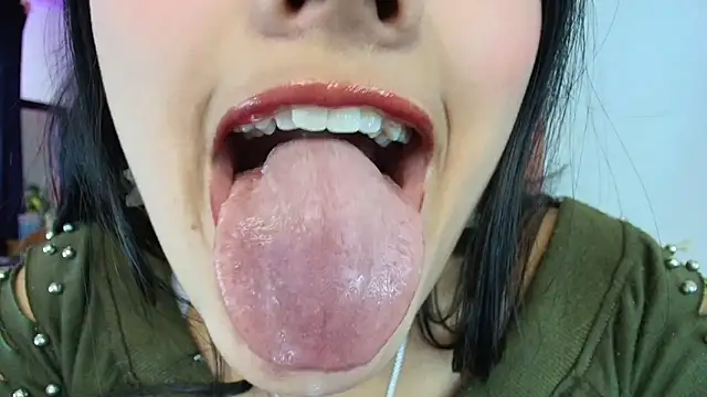 Snapshot of Hinata_21_ chatting on February 12, 2026, 8:59 pm Hinata 21 online show from February 12, 2026, 8:59 pm