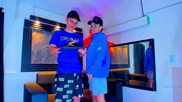 ALEX MILLER25 online show from October 18, 2025, 4:15 am