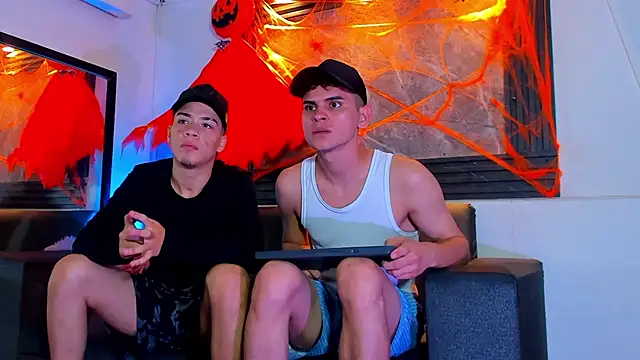 ALEX MILLER25 online show from October 27, 2025, 4:49 am