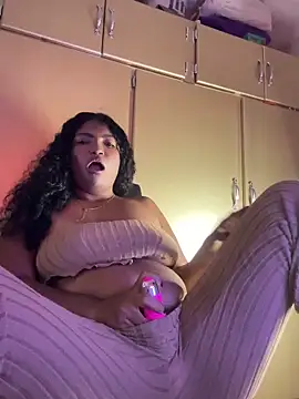 candy hot 444 online show from December 21, 2025, 9:00 pm