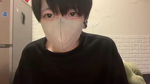 Snapshot of tora3220 chatting on November 22, 2025, 3:11 pm tora3220 online show from November 22, 2025, 3:11 pm