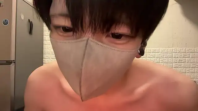 Snapshot of tora3220 chatting on November 28, 2025, 12:52 pm tora3220 online show from November 28, 2025, 12:52 pm
