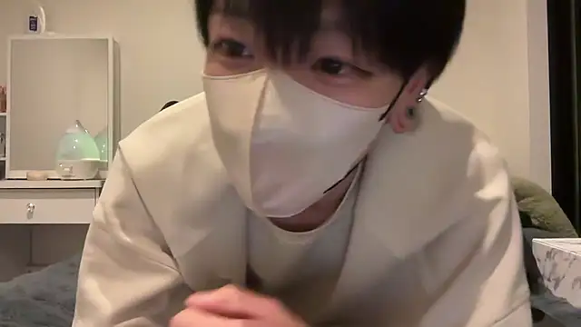 Snapshot of tora3220 chatting on February 5, 2026, 11:37 am tora3220 online show from February 5, 2026, 11:37 am